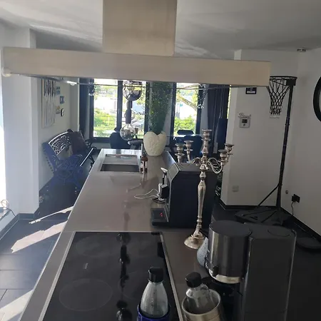 Athome Apartmán *